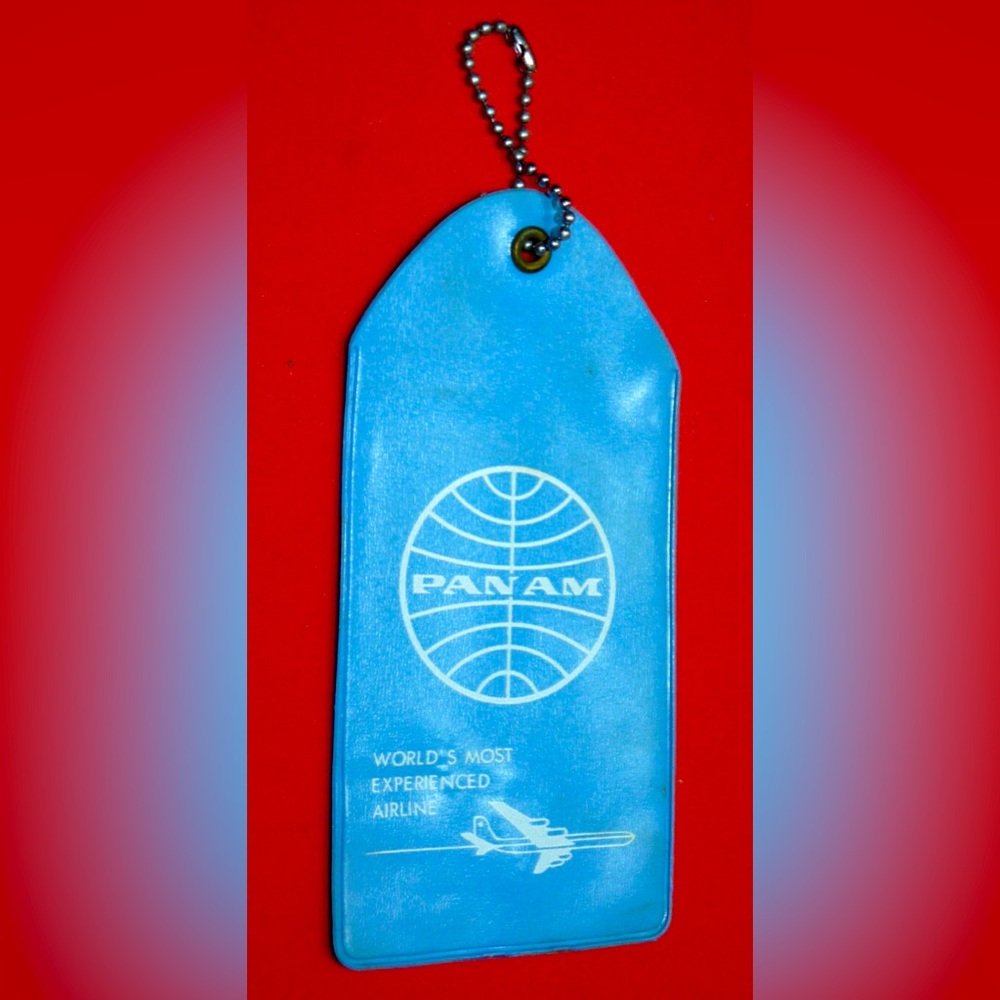 Vintage Pan Am Airlines Logo Flight Attendant RARE Vinyl luggage tag w/Chain 5”